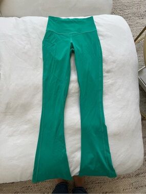 Lululemon Kelly Green High-Waist Flare Leggings